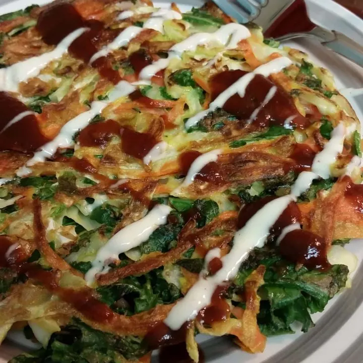 Okonomiyaki (Japanese vegetable fritters)
