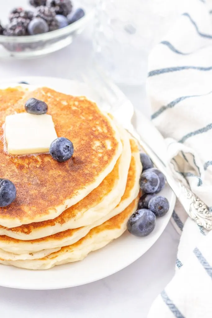 How to make the fluffiest gluten free pancakes - step by step instructions