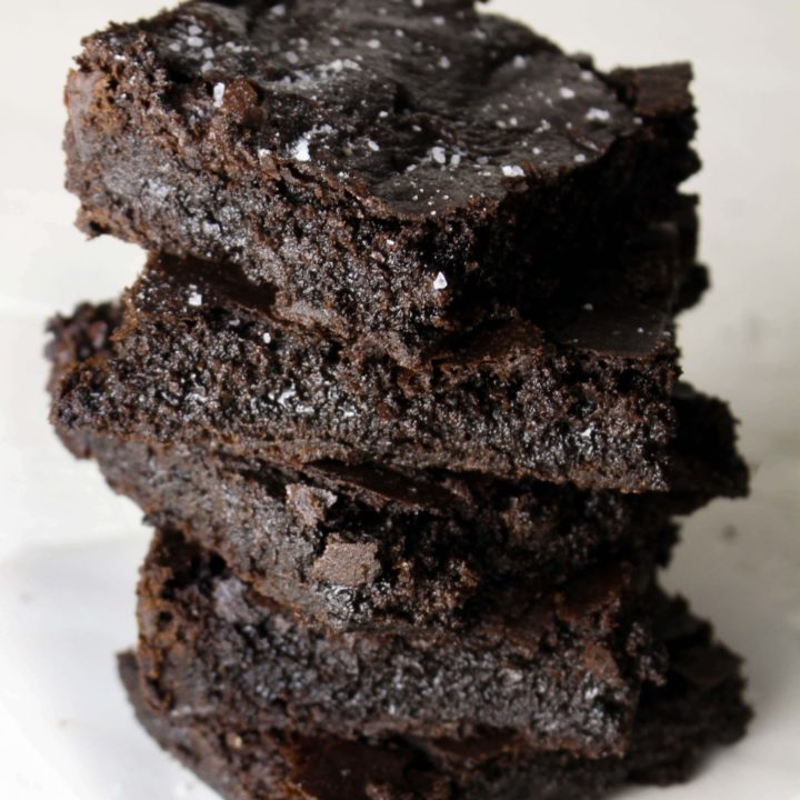 Chewy, fudgy, chocolate brownies sprinkled with sea salt and gluten free! 10 ingredients, 15 minutes to mix 20 minutes to bake.