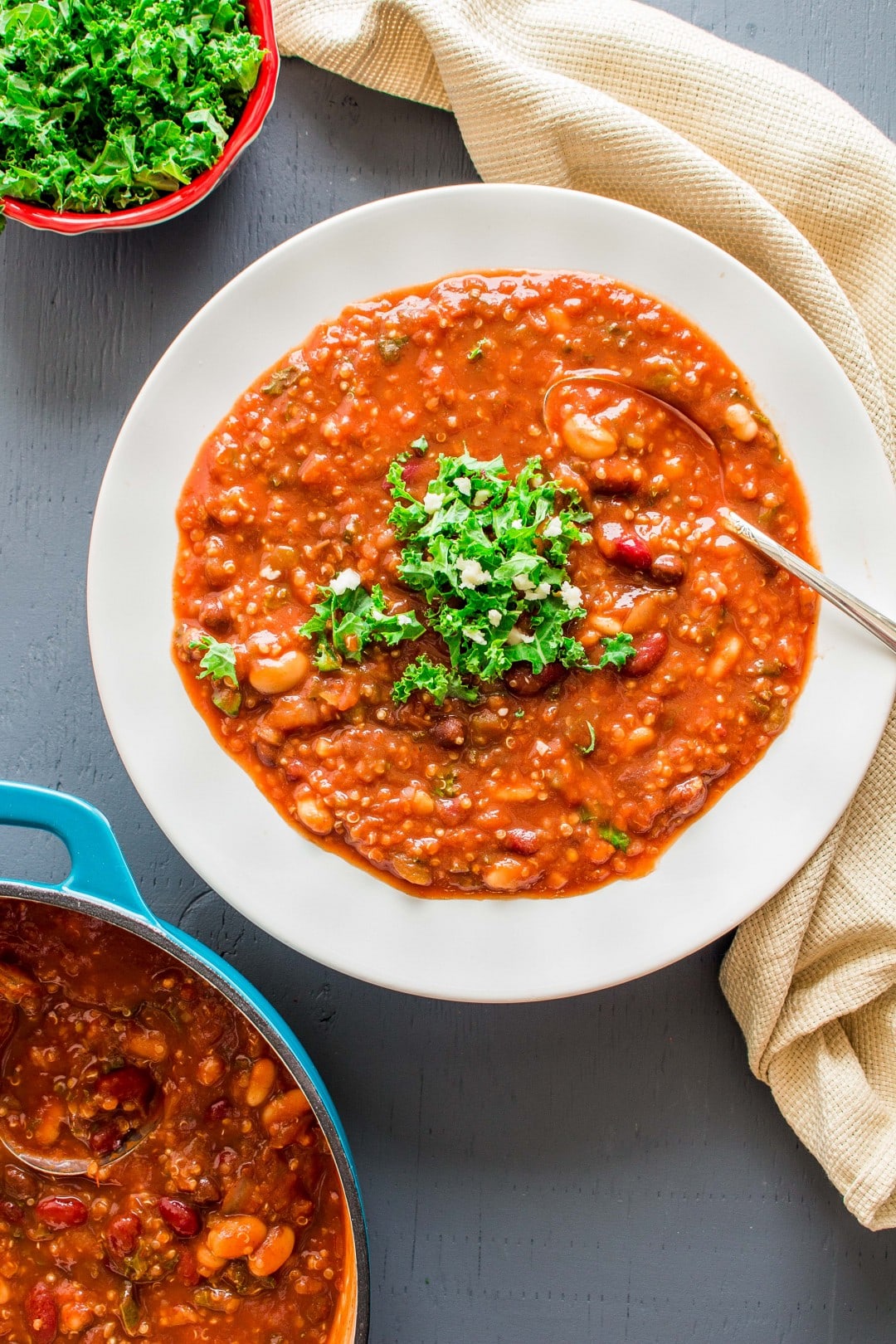 Quinoa Chili {glutenfree, vegan, dairyfree) EASY RECIPE!