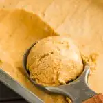Pumpkin Pie No Churn Ice Cream: All the creaminess of ice cream in a quick and easy no churn recipe packed with pumpkin pie flavor!