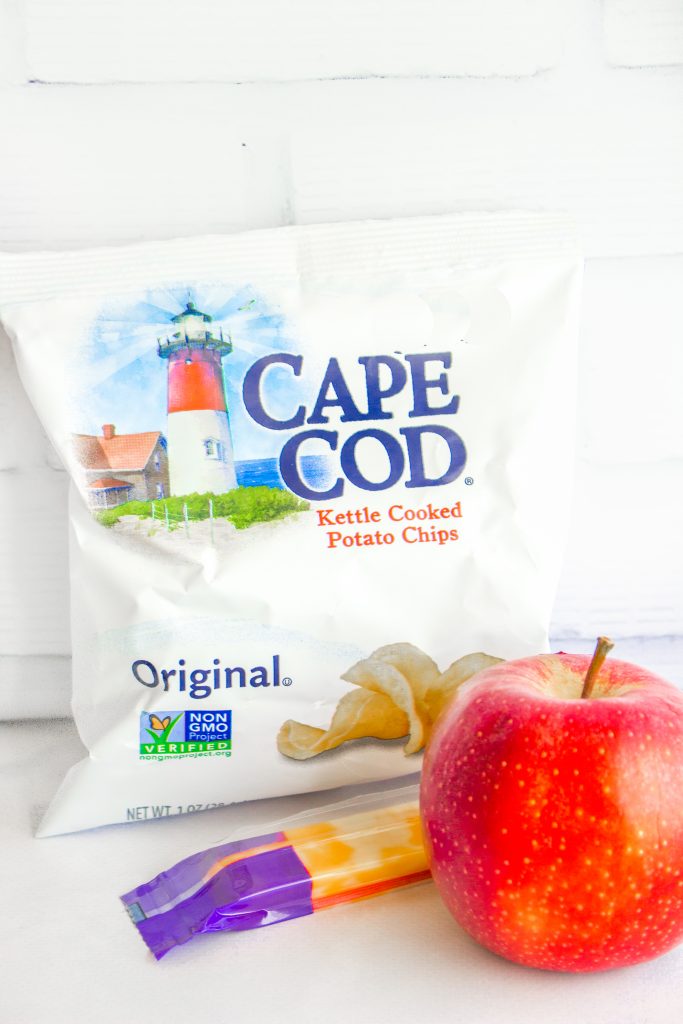 The new Gluten Free Snack Pack from Snyder's-Lance has something for everyone! Pair the Cape Cod kettle-cooked potato chips with an apple and cheese for the perfect post-game sports snack