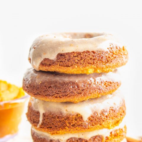 Pumpkin Spice Baked Donuts