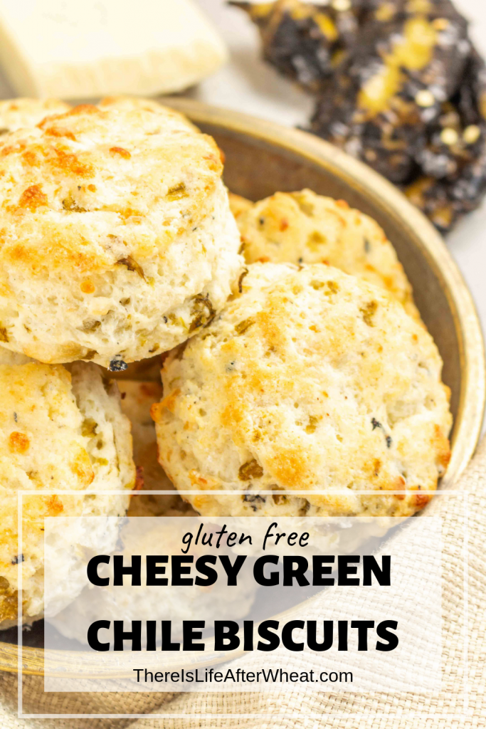 You're gonna LOVE these GLUTEN FREE Cheesy Green Chile Biscuits! Soft, fluffy gluten free biscuits packed with cheese and green chiles. #glutenfree #glutenfreebiscuits #biscuits #greenchiles