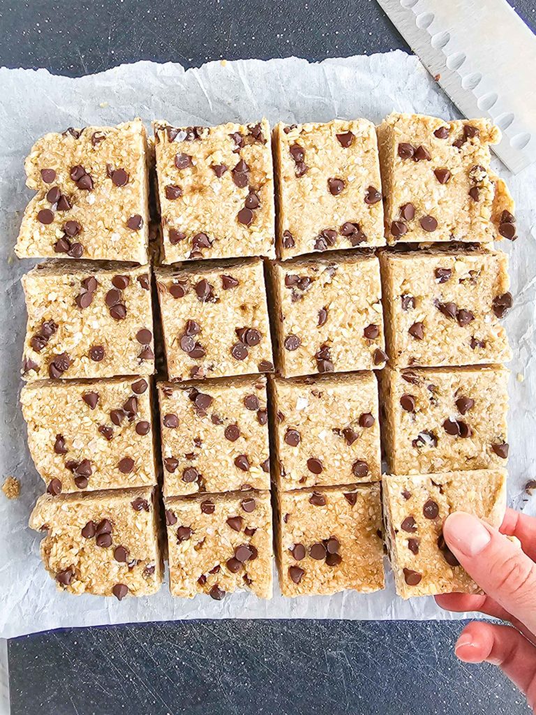 oat squares with chocolate chips